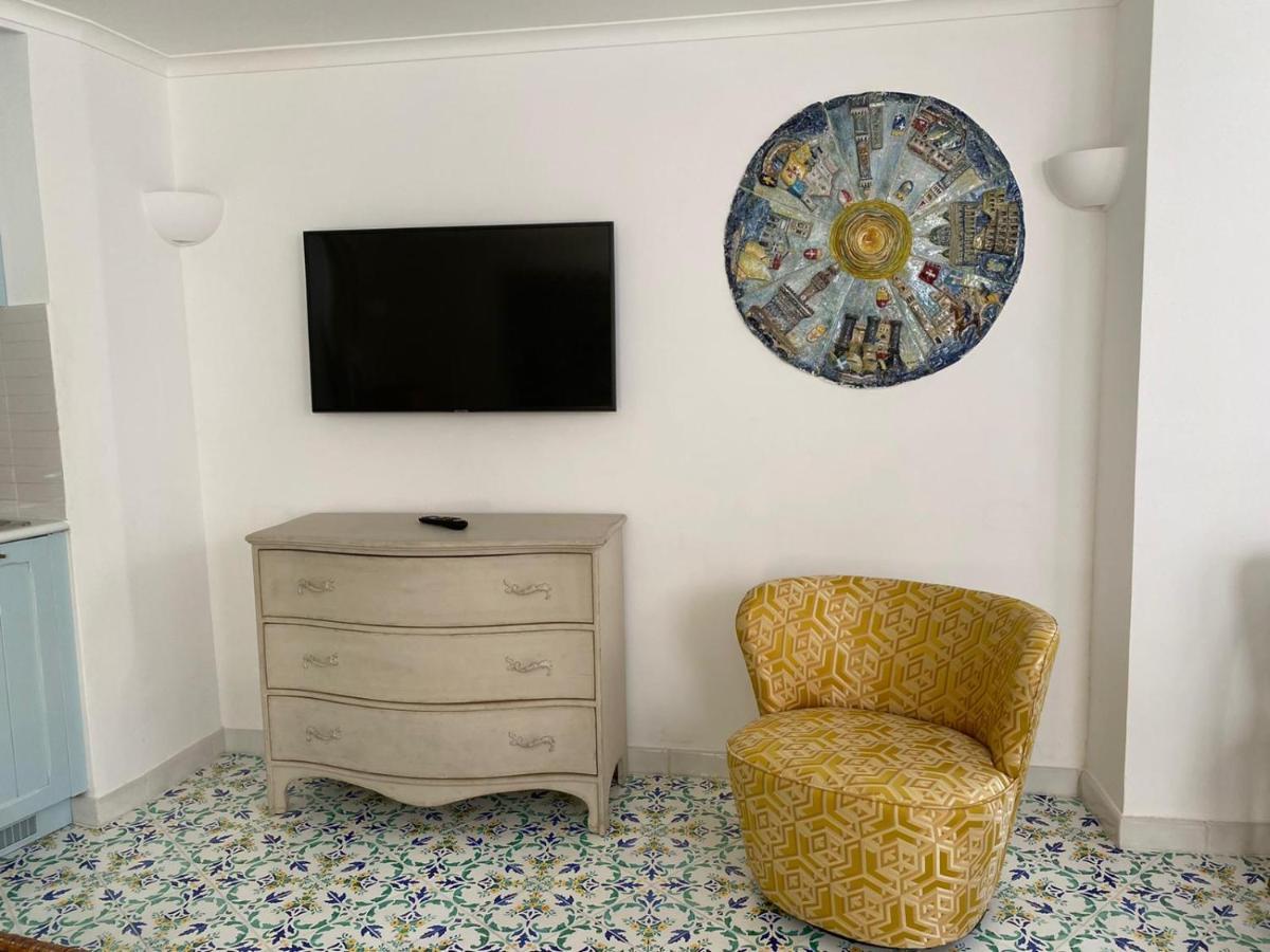 Villa Sain Charming Suite Анакапри Екстериор снимка