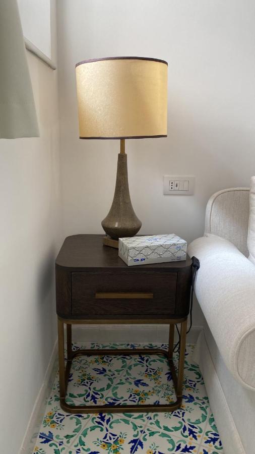 Villa Sain Charming Suite Анакапри Екстериор снимка